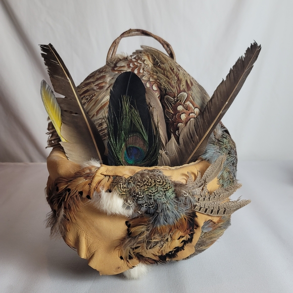 Vintage Native American Folk Art Wood Feather Hanging Wall Basket